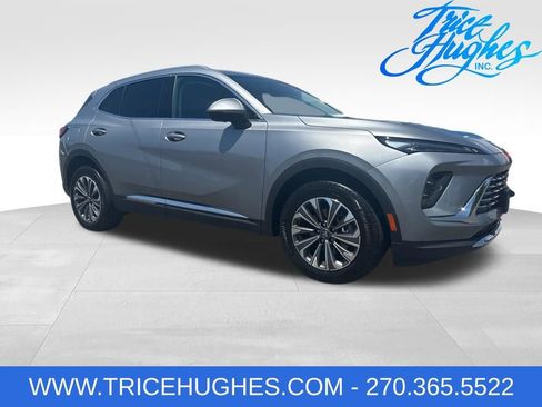 Used 2025 Buick Envision Preferred AWD/4WD image 1