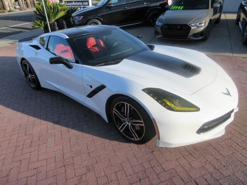 Used 2017 Chevrolet Corvette Stingray Coupe w/ Carbon Flash Badge Package image 71