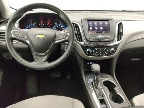 Used 2024 Chevrolet Equinox LT FWD image 22