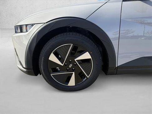 New 2026 Hyundai Ioniq 5 SEL image 10