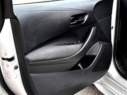 Used 2024 Toyota Corolla LE image 11