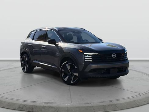 Certified 2025 Nissan Kicks SR AWD/4WD image 1