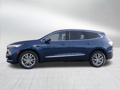 Used 2023 Buick Enclave Essence w/ Experience Buick Package image 6