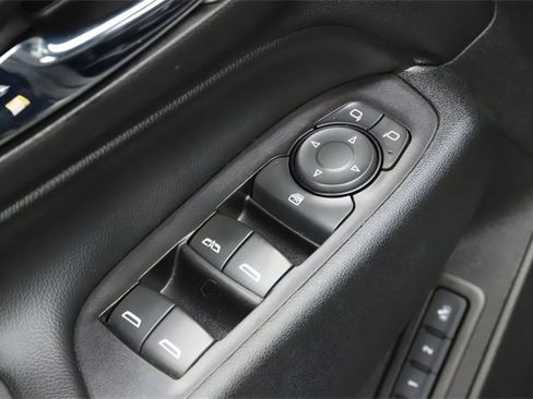 Used 2020 Chevrolet Equinox Premier image 14