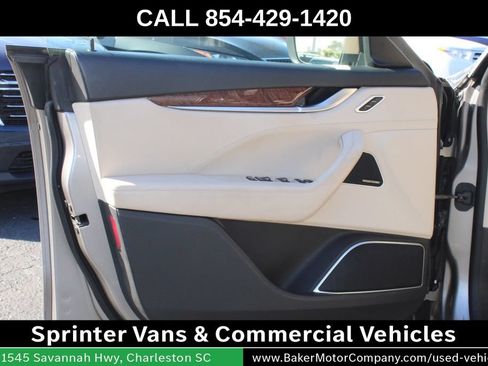Used 2017 Maserati Levante S AWD/4WD image 18