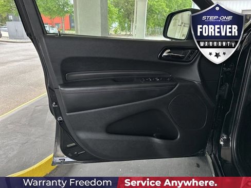 Used 2024 Dodge Durango GT RWD image 11