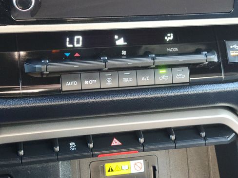 Used 2025 Toyota Tundra SR image 19