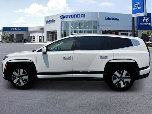 New 2026 Hyundai Ioniq 9 SEL w/ Tow & Go Package image 3