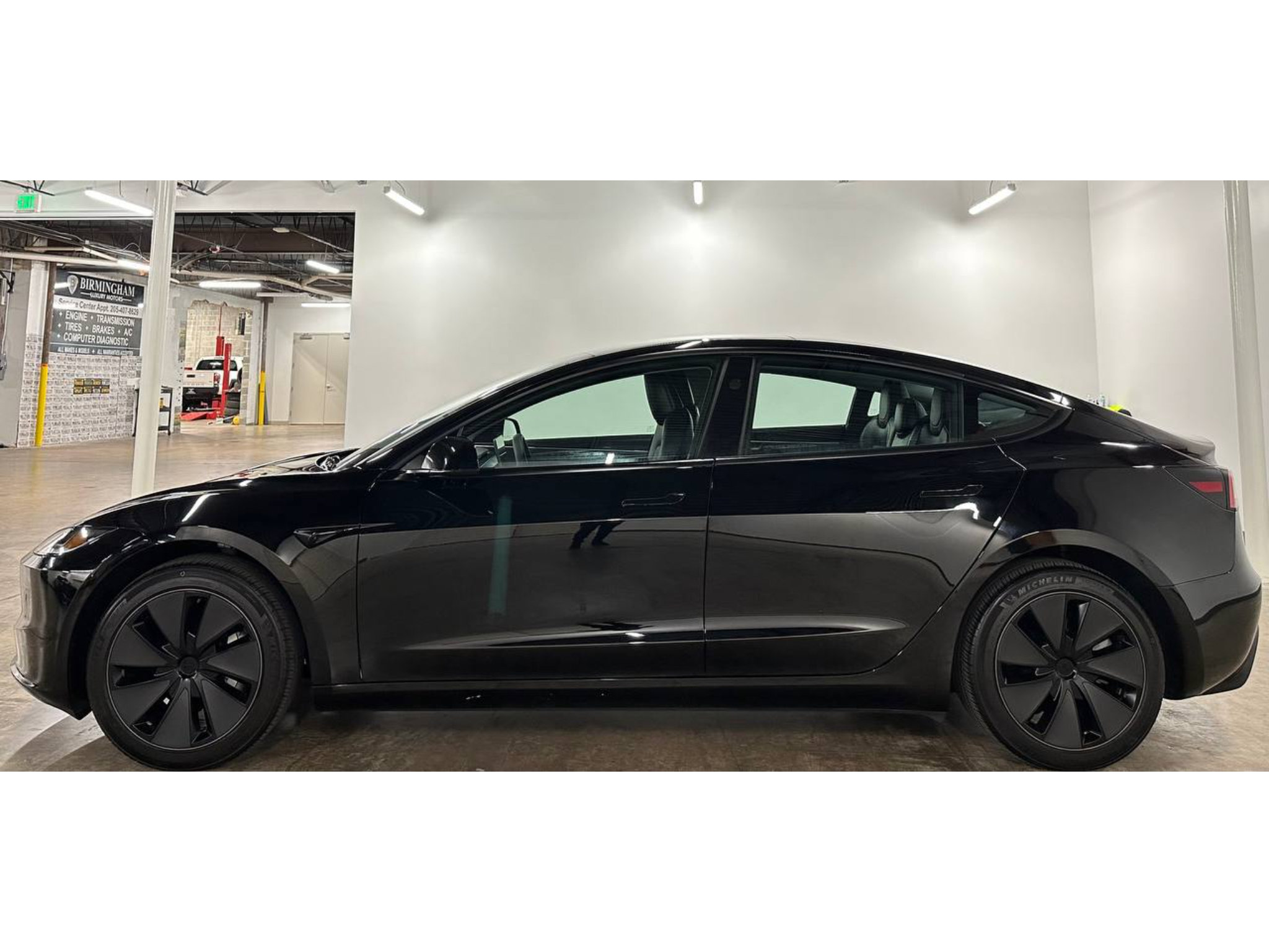 Used 2025 Tesla Model 3 RWD image 7