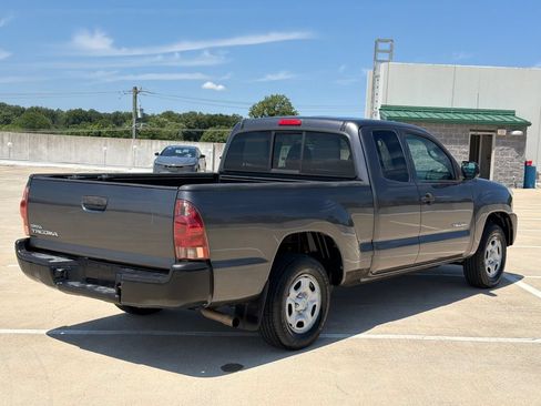Used 2013 Toyota Tacoma 2WD Access Cab w/ Convenience Pkg image 4