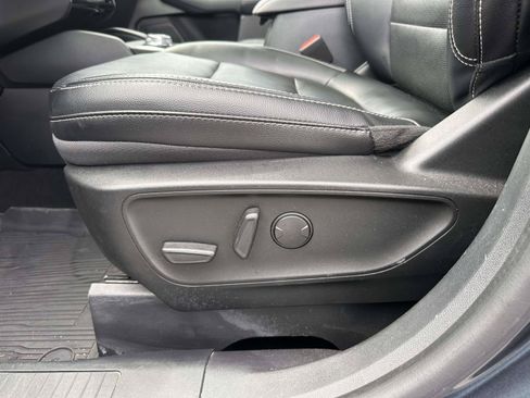 Used 2022 Ford Escape SEL AWD/4WD image 11