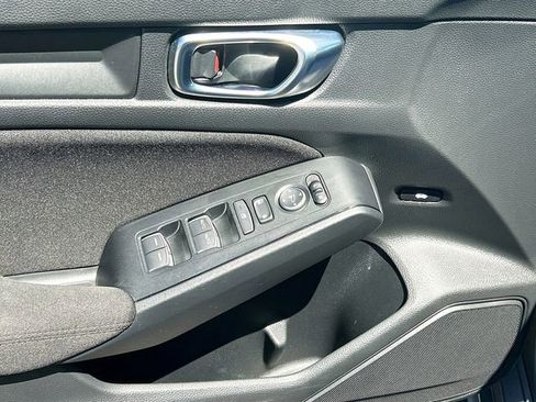 Used 2022 Honda Civic Sport image 23