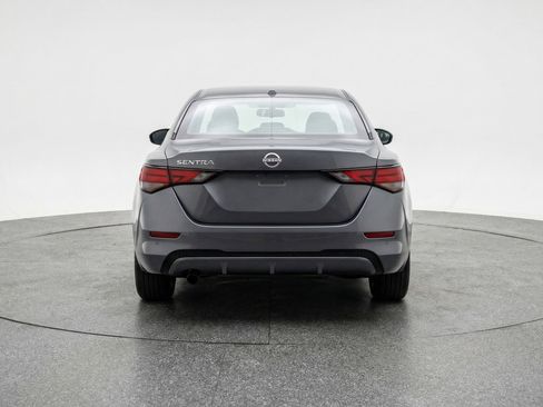 Used 2025 Nissan Sentra SV image 7