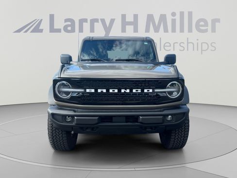 Used 2025 Ford Bronco Outer Banks w/ Sasquatch Package AWD/4WD image 8