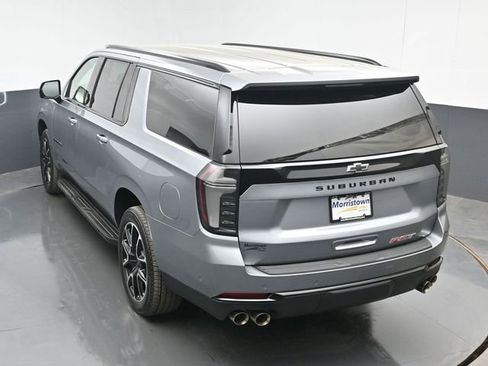 Used 2025 Chevrolet Suburban RST w/ Comfort Package AWD/4WD image 41