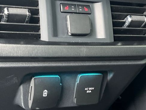 Used 2024 Ford F150 Platinum w/ Equipment Group 702A High image 25