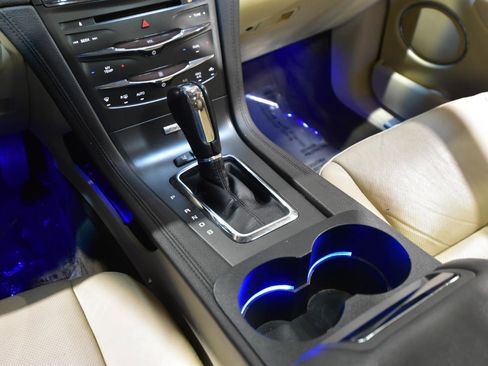 Used 2019 Lincoln MKT AWD image 29