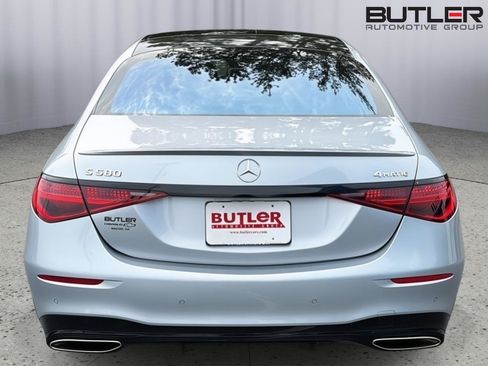 Used 2022 Mercedes-Benz S 580 4MATIC Sedan image 5