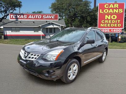 Used 2015 Nissan Rogue S w/ Convenience Package
