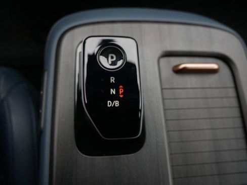 Certified 2024 Nissan Ariya AWD image 28