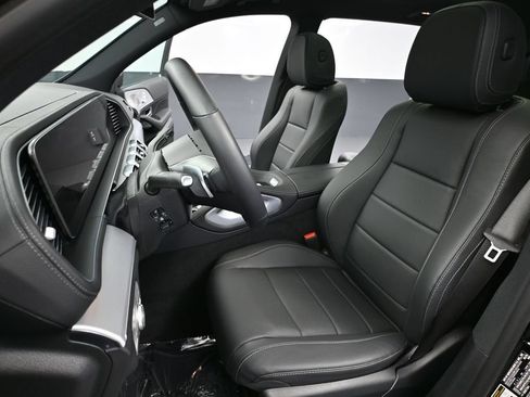Used 2026 Mercedes-Benz GLS 450 4MATIC image 18