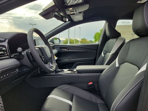 New 2026 Toyota Camry SE FWD image 14