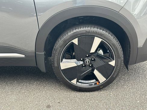 New 2026 Nissan Kicks SR image 12