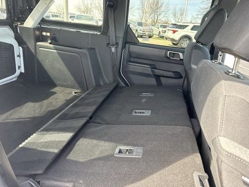 Used 2025 Ford Bronco Big Bend image 30