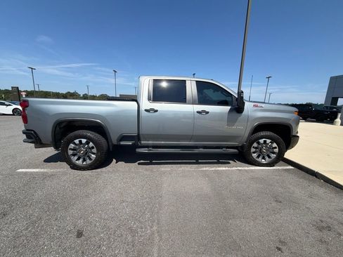Used 2024 Chevrolet Silverado 2500 Custom w/ Custom Value Package AWD/4WD image 8