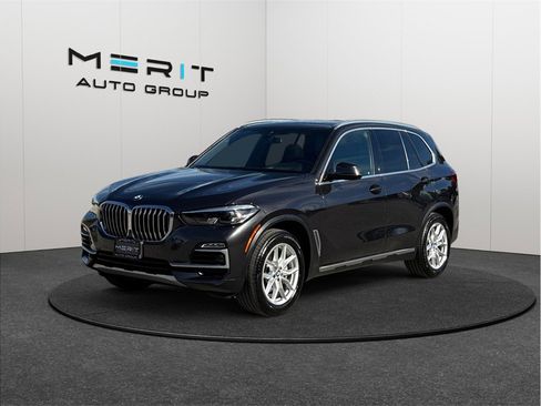 Used 2021 BMW X5 xDrive40i w/ Premium Package image 4