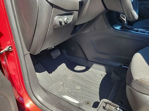 Used 2024 Chevrolet Equinox LT w/ LPO, Floor Liner Package image 21