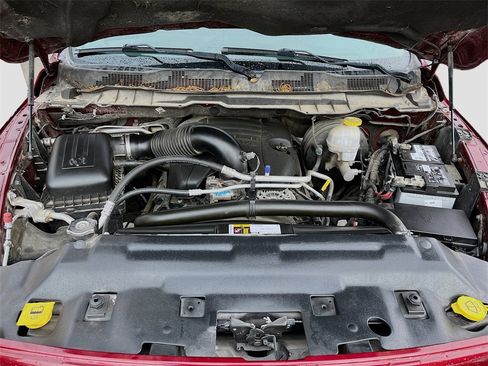 Used 2018 RAM 1500 Sport image 29