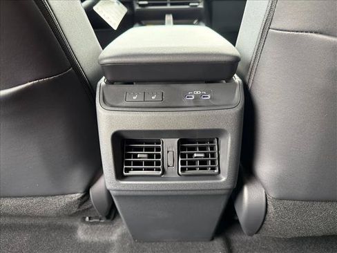 New 2026 Toyota C-HR AWD/4WD image 20