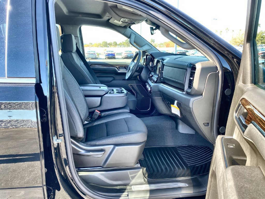 New 2026 GMC Sierra 1500 SLE w/ Preferred Package AWD/4WD image 40