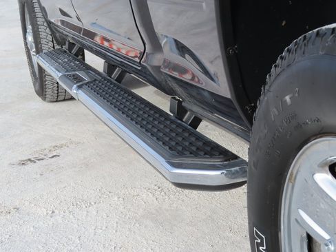 Used 2024 RAM 3500 Tradesman w/ Chrome Appearance Group image 17