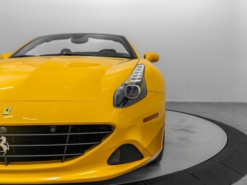 Certified 2017 Ferrari California T image 53
