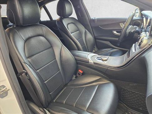 Used 2019 Mercedes-Benz C 300 Sedan image 23