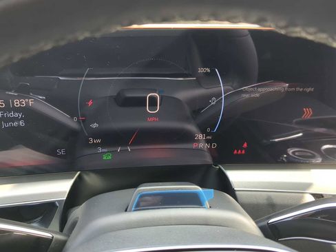 New 2026 Cadillac Lyriq V image 17