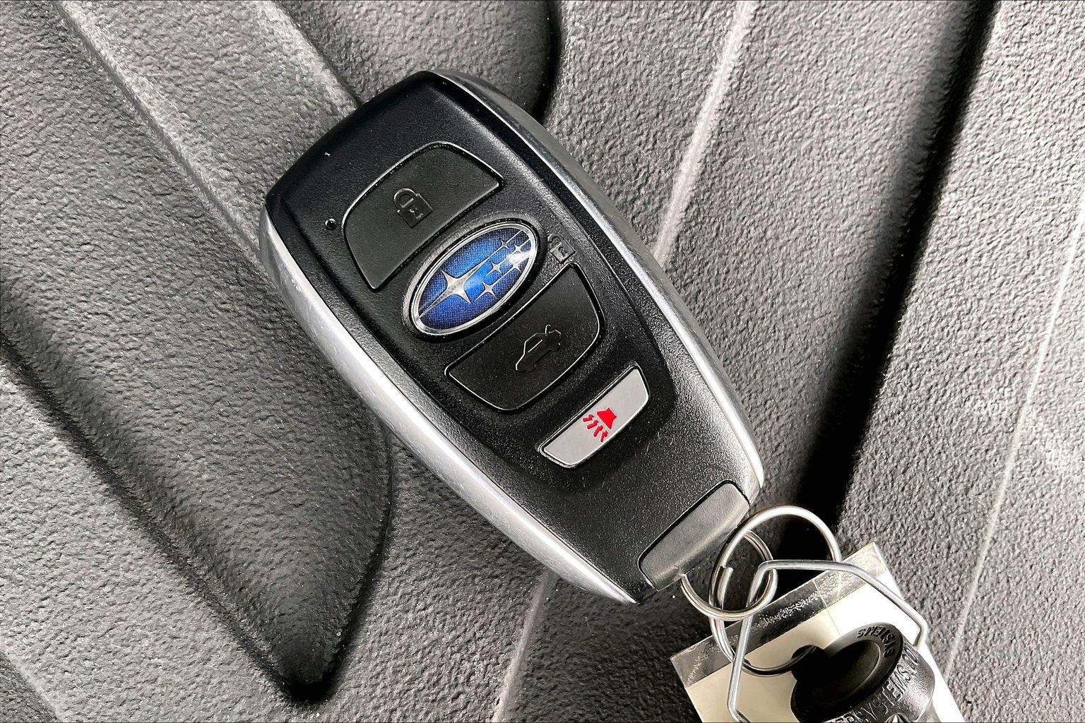 Used 2026 Subaru Ascent Limited AWD/4WD image 9