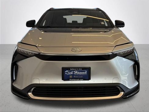 Used 2024 Toyota bZ4X AWD image 3