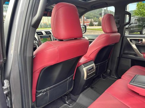 Used 2021 Lexus GX 460 Premium w/ Premium Package AWD/4WD image 23