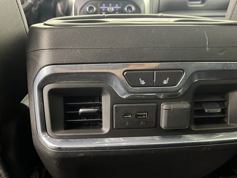 Used 2020 Chevrolet Silverado 1500 LTZ w/ LTZ Plus Package AWD/4WD image 37