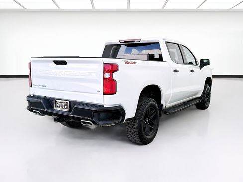 Used 2024 Chevrolet Silverado 1500 LT Trail Boss w/ Protection Package AWD/4WD image 4