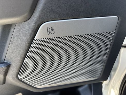 Used 2024 Ford F250 Lariat w/ Sport Appearance Package image 19