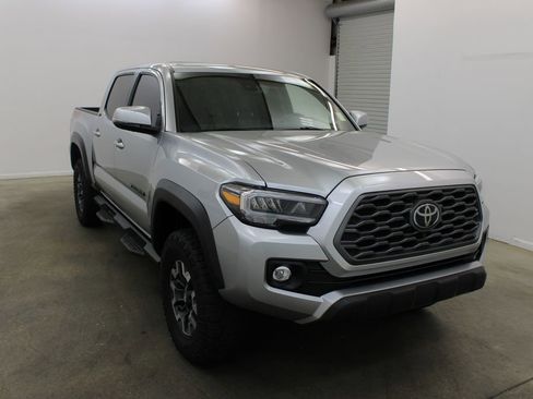 Used 2023 Toyota Tacoma TRD Off-Road w/ TRD Premium Off Road Package AWD/4WD image 6