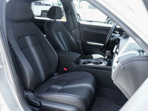 Used 2025 Honda Civic Sport image 34