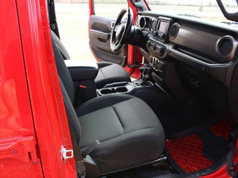 Used 2019 Jeep Wrangler Unlimited Sport S image 17