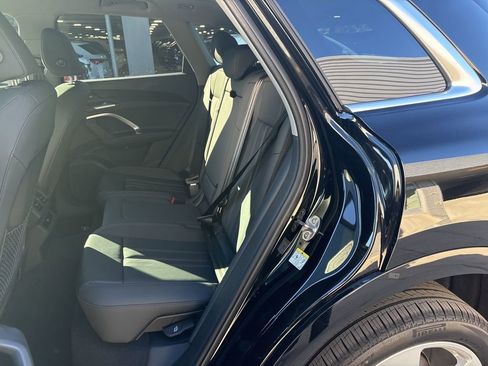 New 2025 Audi Q5 Premium Plus image 14