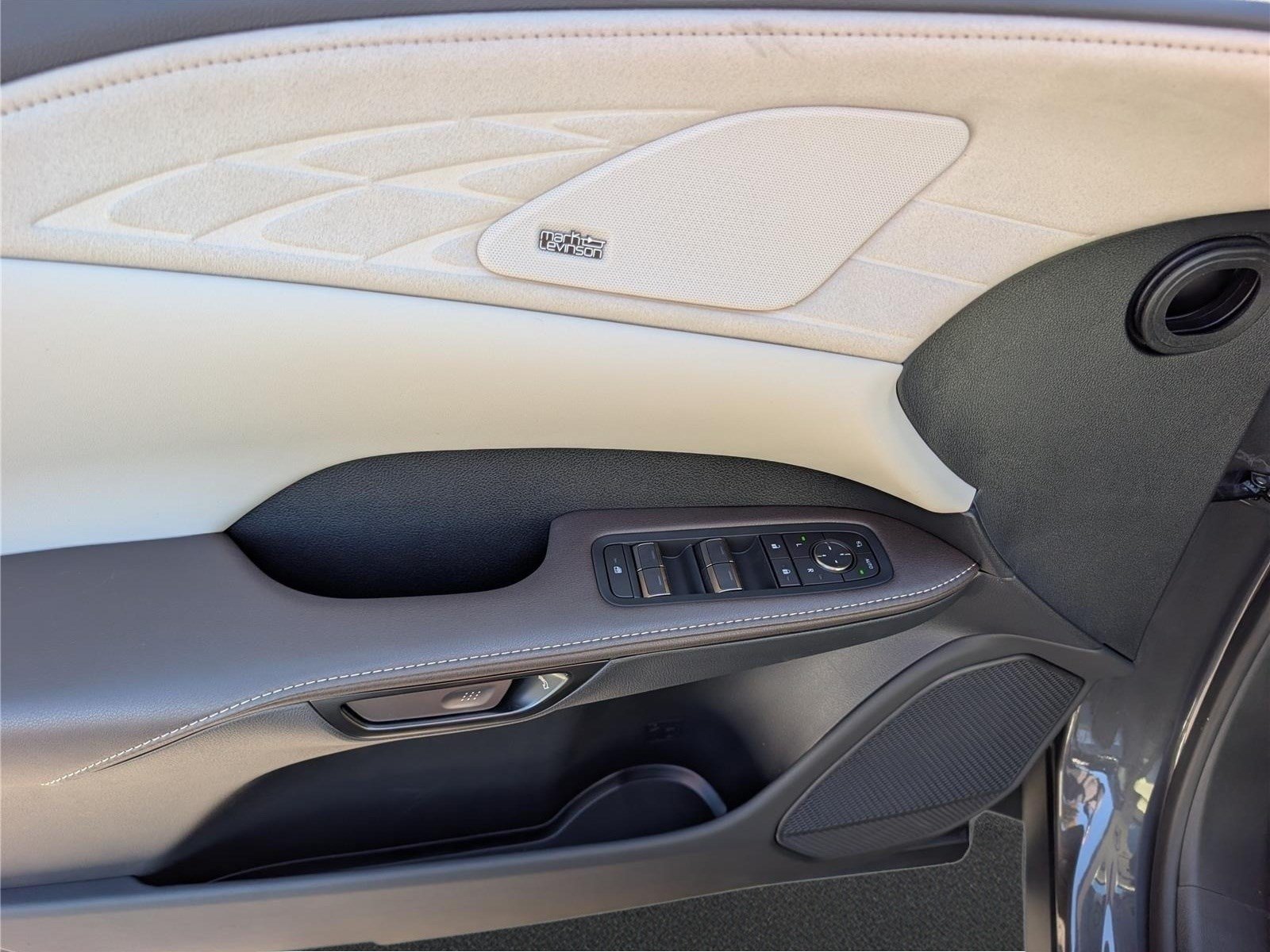 New 2026 Lexus RX 350 AWD/4WD image 16