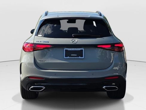 New 2026 Mercedes-Benz GLC 300 image 3